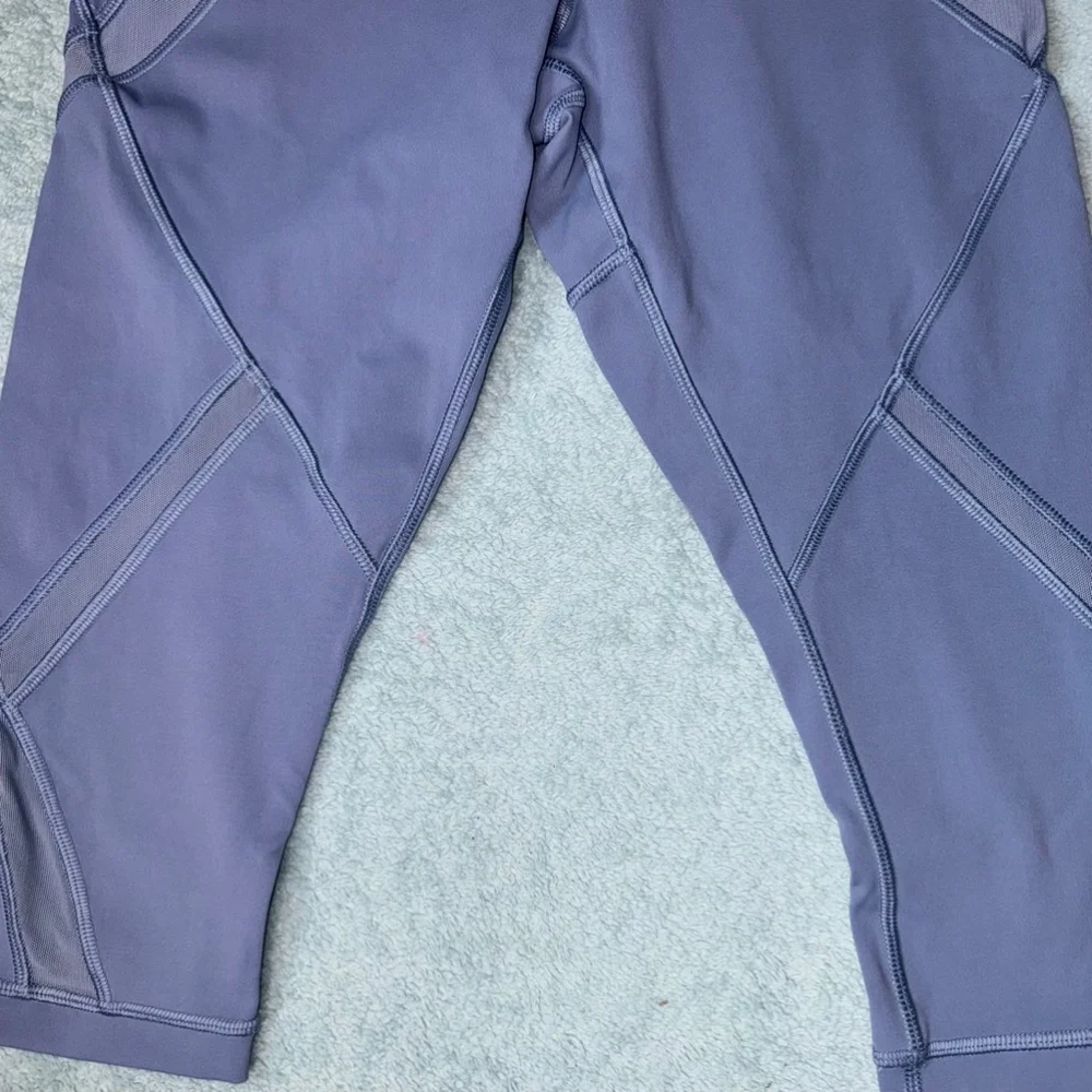 Women's Lululemon Leggings Crop Mesh Steel Blue Size 4 - Picture 3 of 9